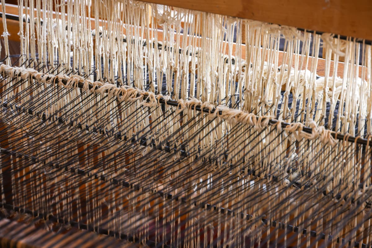 Threading Brwi